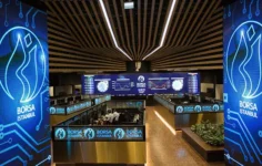 Borsa Yine Güne Rekorla Başladı