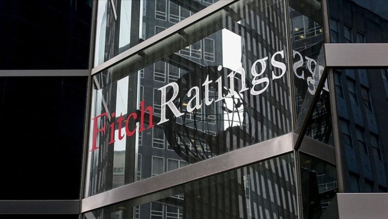 Fitch, Azerbaycan’ın kredi notunu yükseltti