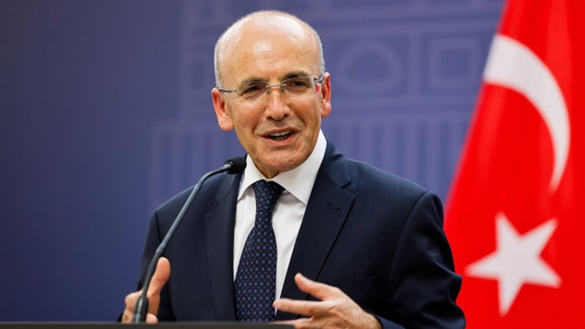 Mehmet Şimşek: Yönetilen fiyatlar hedef enflasyona göre belirlenecek