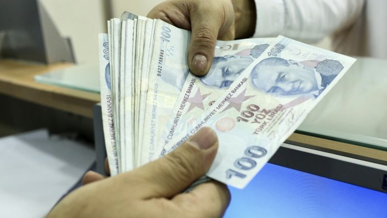 Ekonomi yönetiminde yeni hazırlık: Mevduata stopaj indirimi masada
