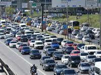 Trafiğe martta 195 bin 682 aracın kaydı yapıldı