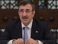 Cumhurbaşkanı Yardımcısı Yılmaz, Burhan Özdemir’i kutladı