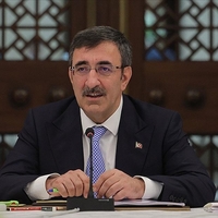 Cumhurbaşkanı Yardımcısı Yılmaz, Burhan Özdemir’i kutladı