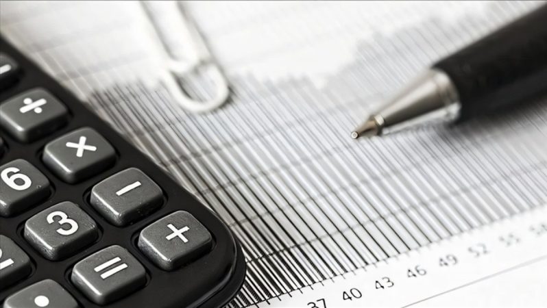Ödemeler dengesinin 3,9 milyar dolar açık vermesi bekleniyor