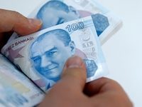 Ücretler enflasyona yenildi