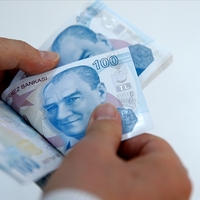 Ücretler enflasyona yenildi