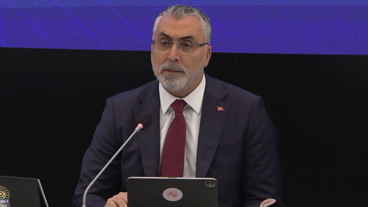 Vedat Işıkhan’dan, 275 bin yükseköğretim mezunu için istihdam açıklaması
